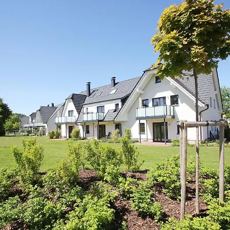 Strandnahe Mit Terrasse, Gratis Nutzung Vom Ahoi Erlebnisbad Und Sauna In Sellin - Rex Rugia 28-3 * Lobbe