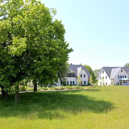 Apartment Strandnahe Rex Rugia: Terrasse Und Erlebnisbad-zugang *