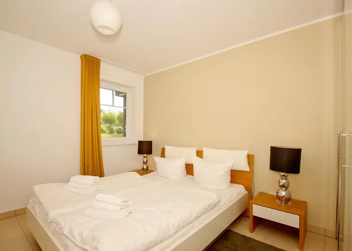 Strandnahe Mit Terrasse, Gratis Nutzung Vom Ahoi Erlebnisbad Und Sauna In Sellin - Rex Rugia 28-3 Appartamento *