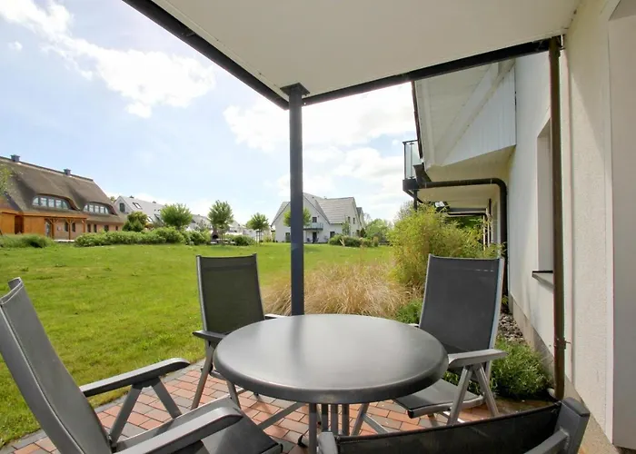 Strandnahe Mit Terrasse, Gratis Nutzung Vom Ahoi Erlebnisbad Und Sauna In Sellin - Rex Rugia 28-3 Lobbe