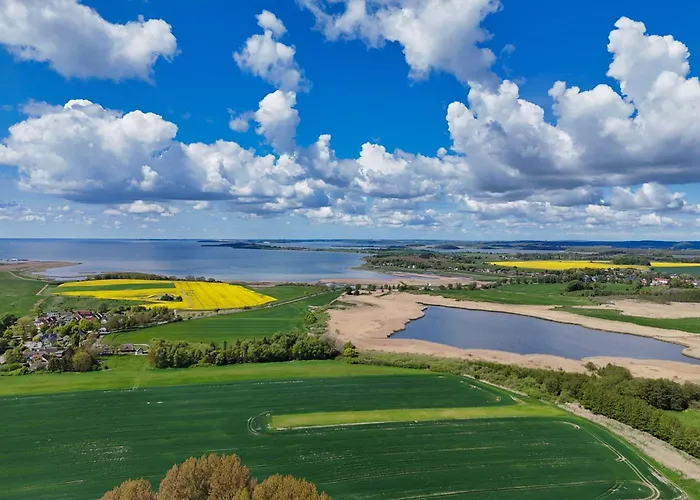 Strandnahe Mit Terrasse, Gratis Nutzung Vom Ahoi Erlebnisbad Und Sauna In Sellin - Rex Rugia 28-3 *